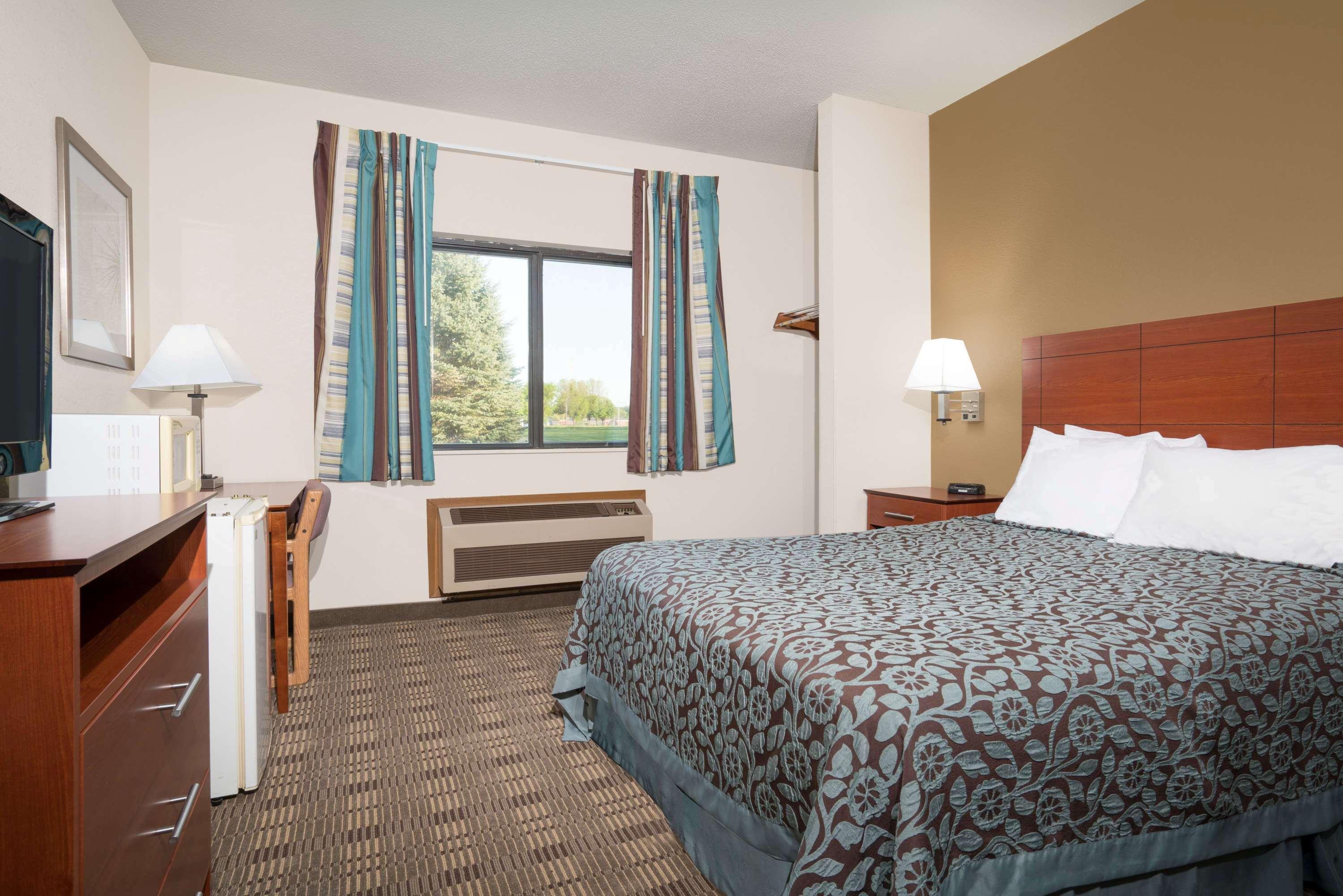 Days Inn By Wyndham Mankato Ngoại thất bức ảnh