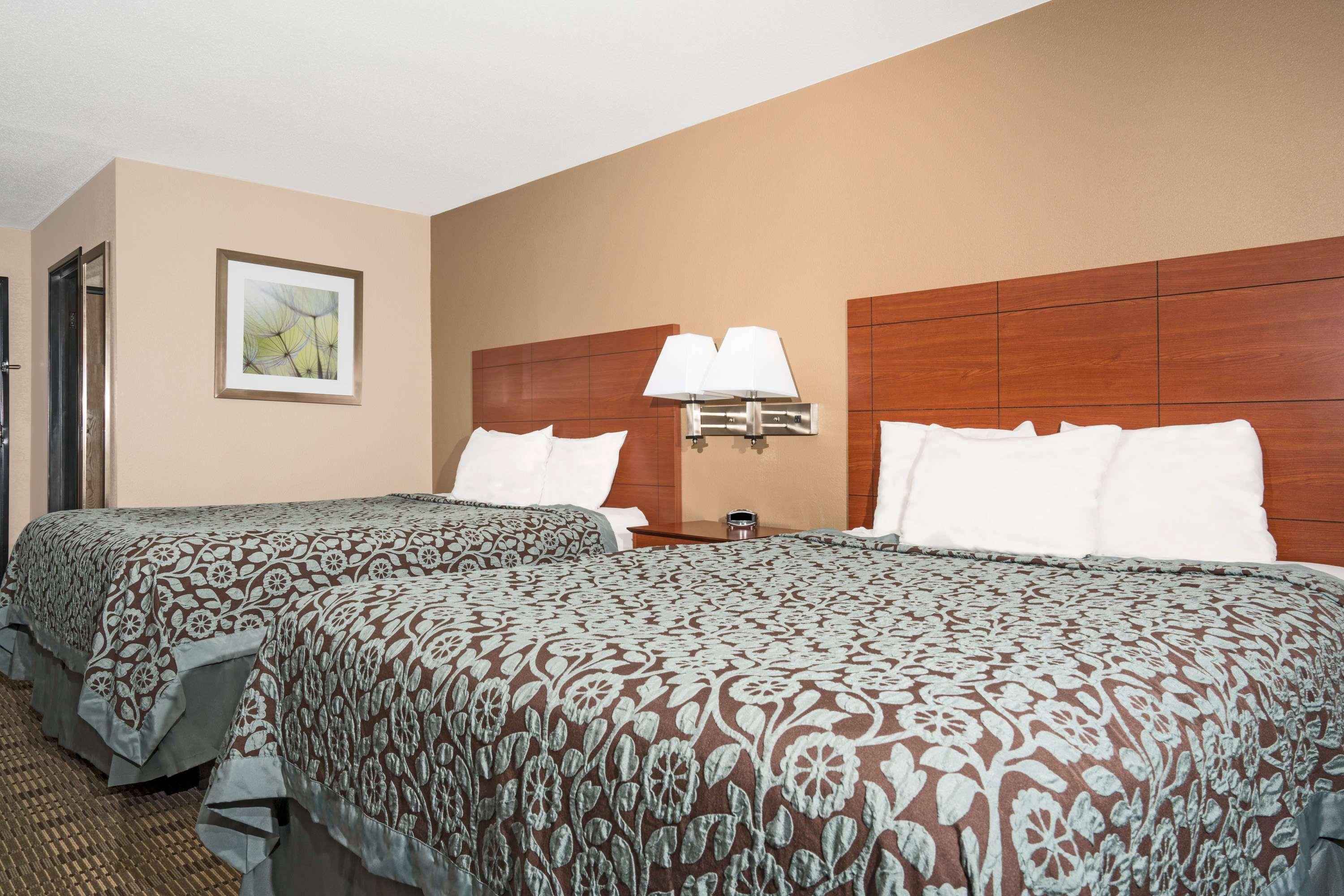 Days Inn By Wyndham Mankato Ngoại thất bức ảnh