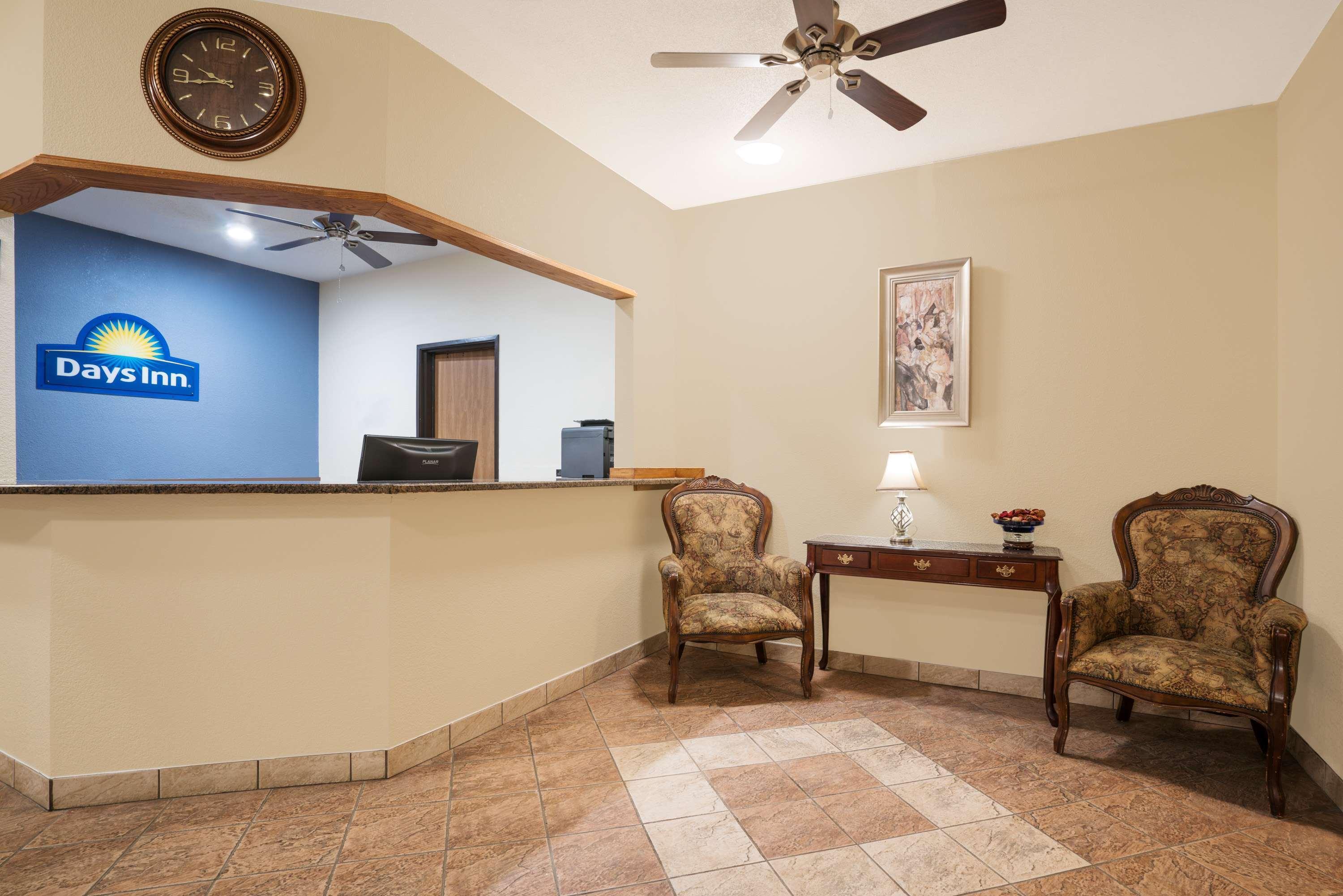 Days Inn By Wyndham Mankato Ngoại thất bức ảnh