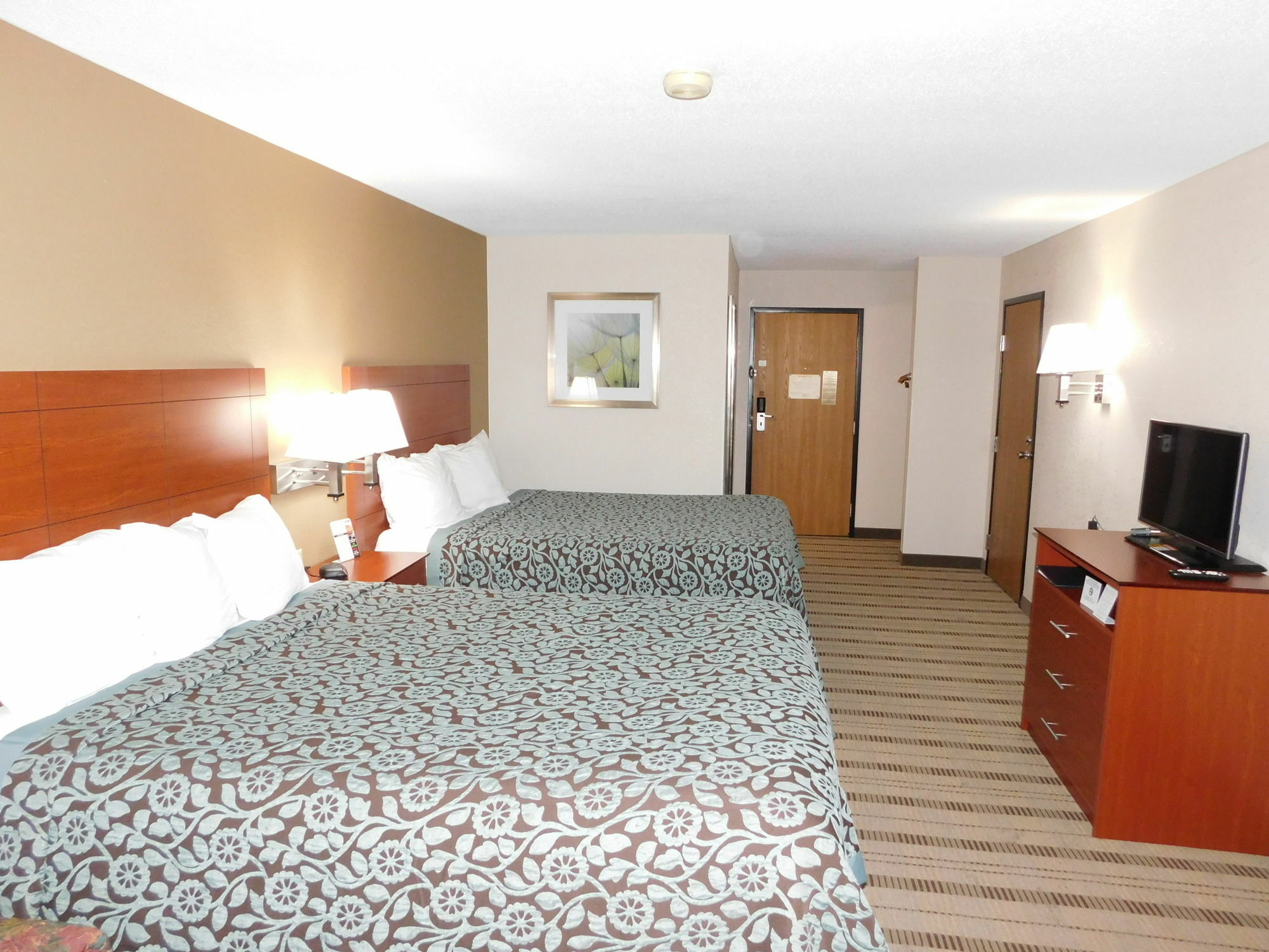 Days Inn By Wyndham Mankato Ngoại thất bức ảnh